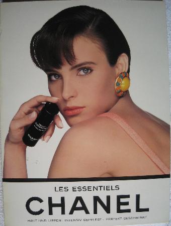 Werbetafel - Karton: Chanel Les essentiels - 1991 - mge-shop