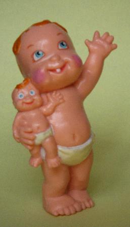 Weichplastik: Baby mit Puppe (Magic Diaper Babies) - 1991 - mge-shop