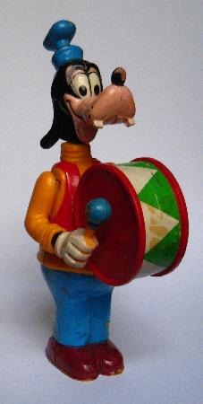 Hartplastik: Goofy als Trommler - 196? - mge-shop