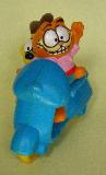 Kunststoff-Figur: Garfield auf Motorroller - 1988 - mge-shop